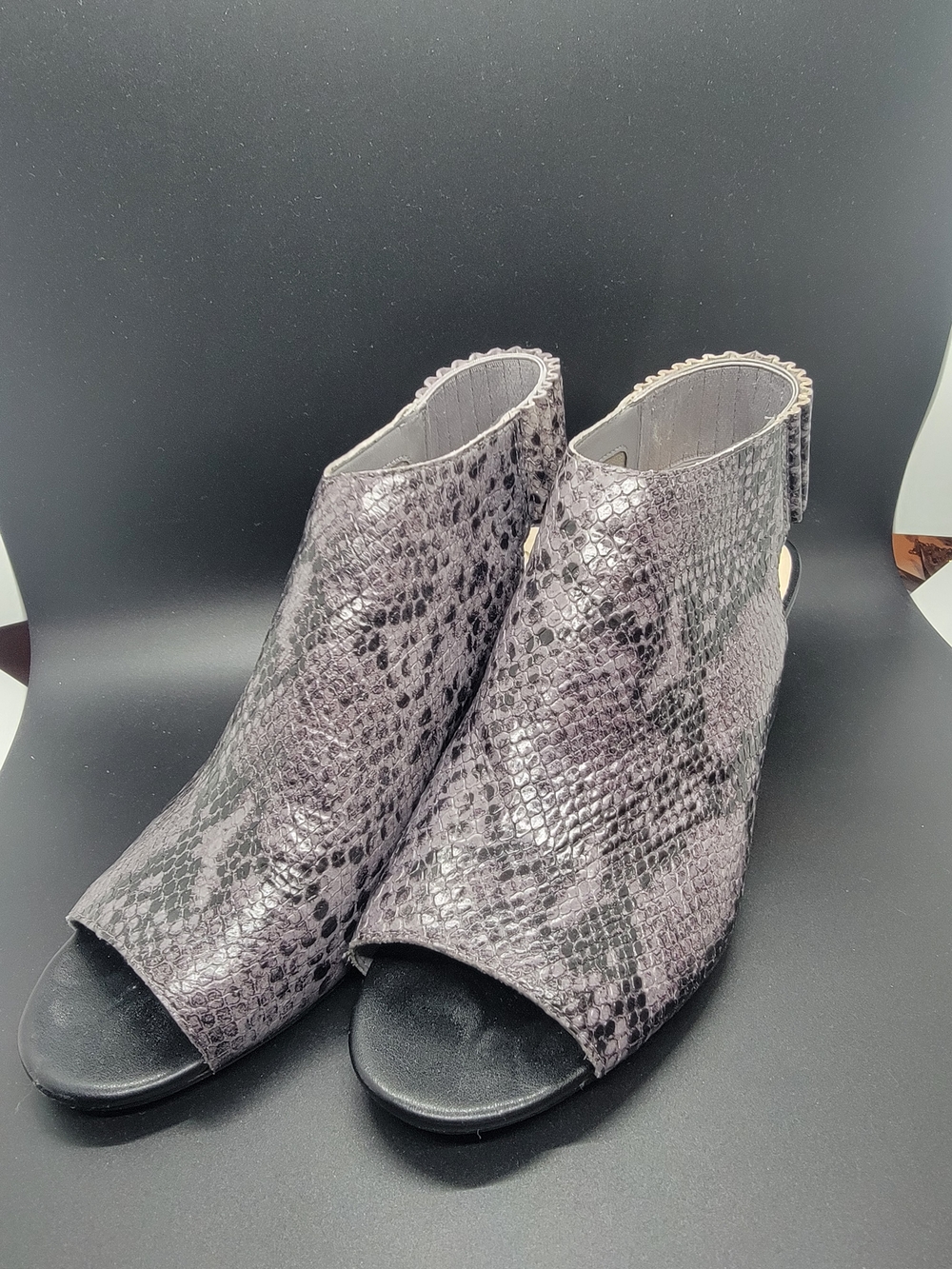 Clarks Women's Grey Snake-Print Open-Toe Mules